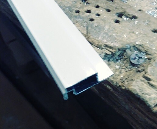 Knife Edge window screen Frame, 12 lengths x 72 in. long