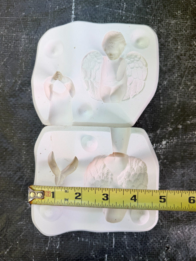 VINTAGE SCIOTO CERAMIC MOLD #S-1875 CHERUB PRAYING