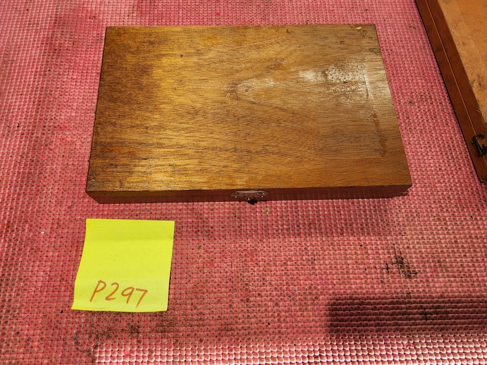 LUFKIN Depth Micrometer, 0-6" Range, .001" Graduation, 4" Base (P297)