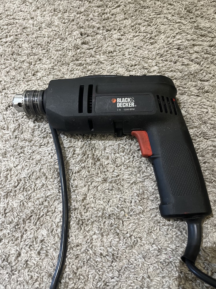 BLACK & DECKER 7152 TYPE 2 CORDED REVERSIBLE DRILL 3/8"