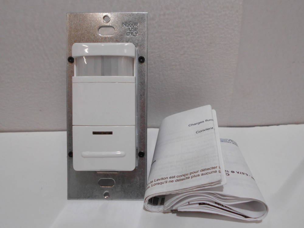 NEW Philips LRS221000 MLE PIR Wallbox Occupancy Sensor Single Relay Switch