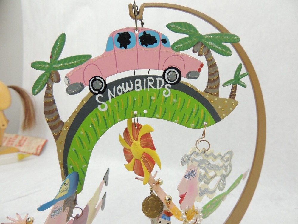 SNOWBIRDS ROSSI HANGING DECOR