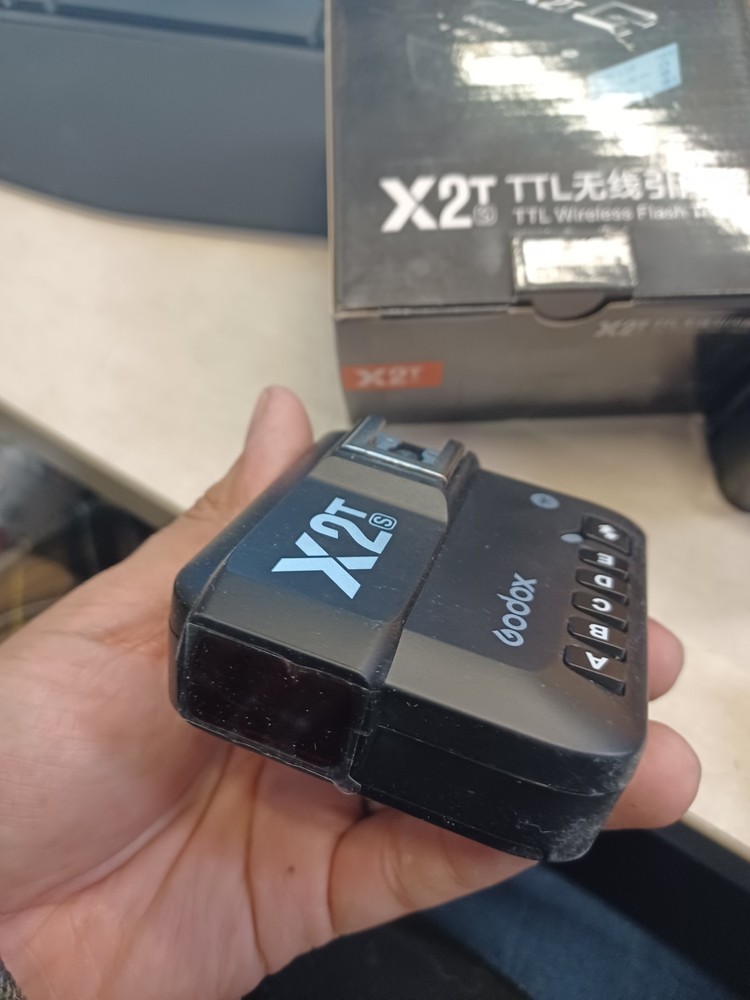 Godox X2T-S TTL Wireless Flash Trigger 2.4G Bluetooth Transmitter