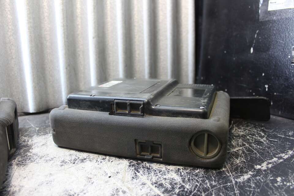 2 x Trilithic 860DSP Multi-Function Interactive Cable Analyzer (NOT TESTED)