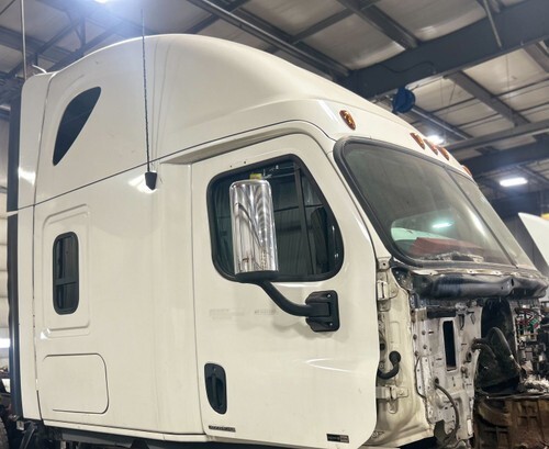 2012 FREIGHTLINER CASCADIA CAB, BR1943-CAB