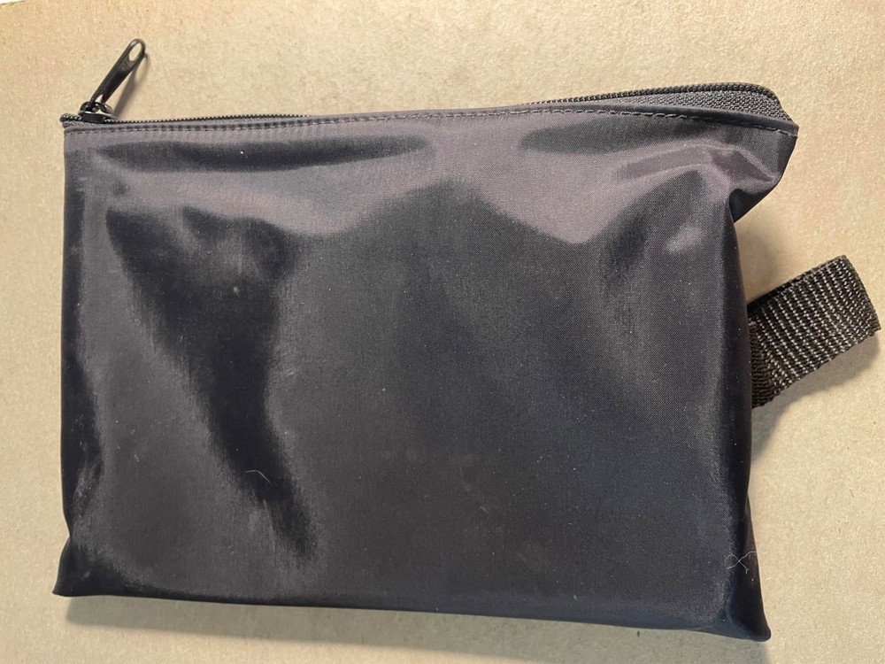 TEE-OFF golf swing trainer used w/ zippered case