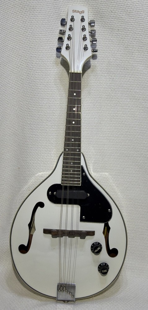 Stagg Acoustic-electric bluegrass mandolin White