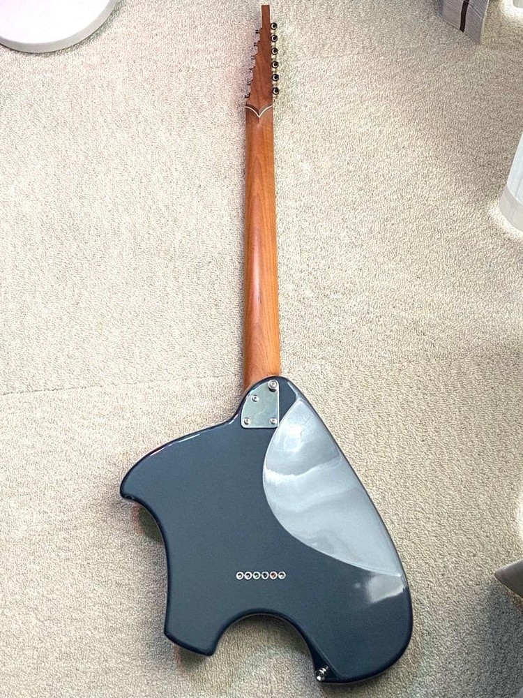 Klein Japan Stele Ash Glay Metallic