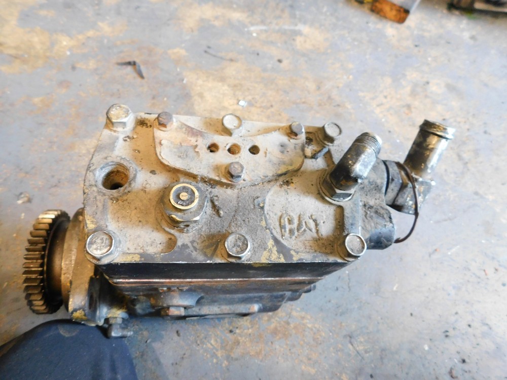 Detroit DD13 DD15 Engine Bendix Air Brake Compressor RA0011307215 Bendix