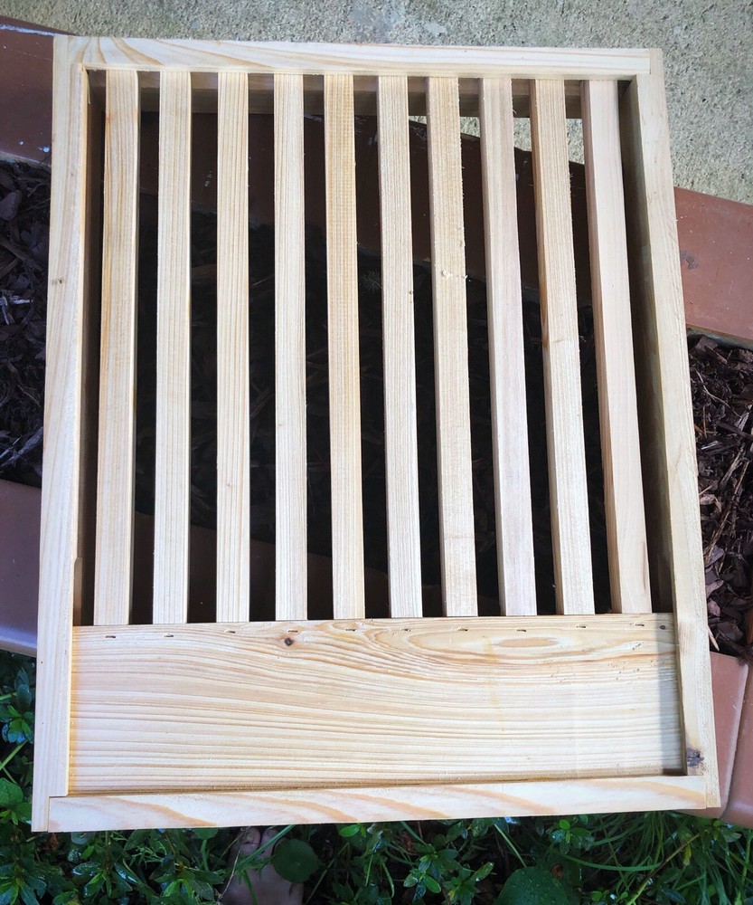 Cypress 10 frame slatted rack for Langstroth bee hive