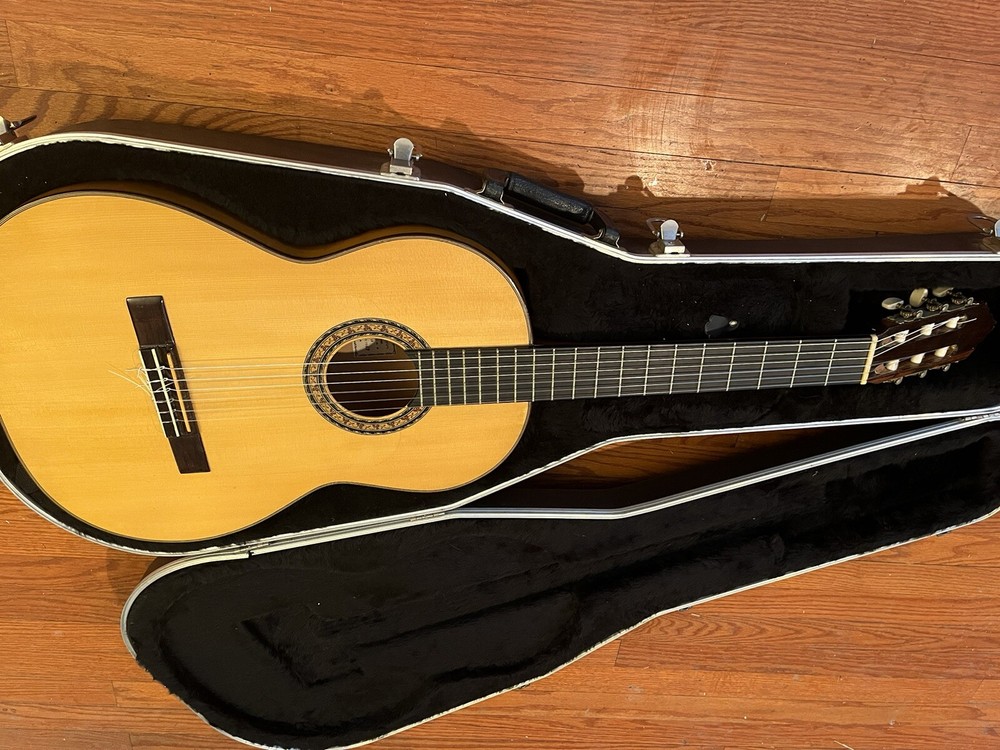 Ramon Marin Guitar 1969