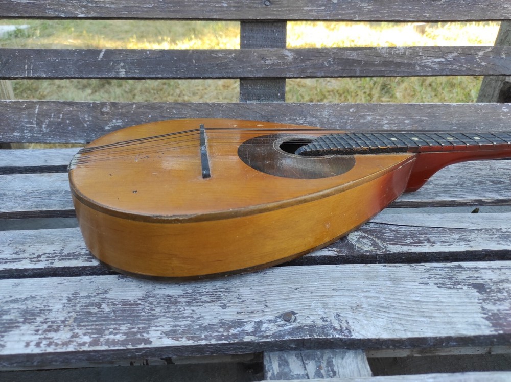 Vintage Mandalina 8 strings/ national stringed instrument