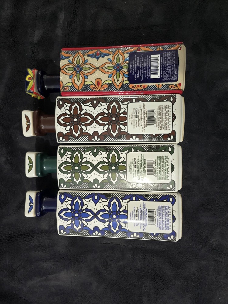 Dos Artes Empty Bottle Set Of 4