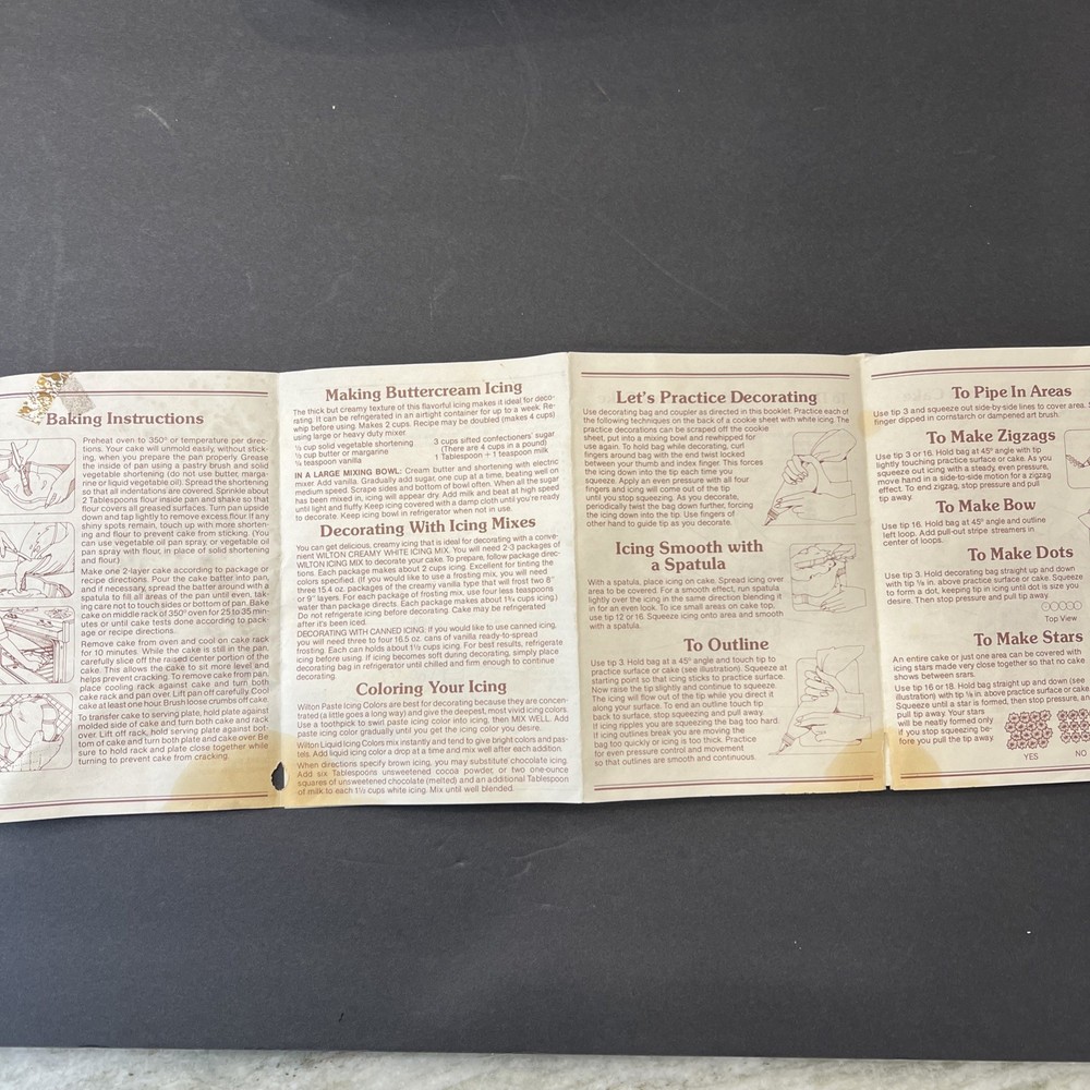 Vintage Wilton "Partysaurus" Cake Mold 1987 - w/ Insert & Instructions