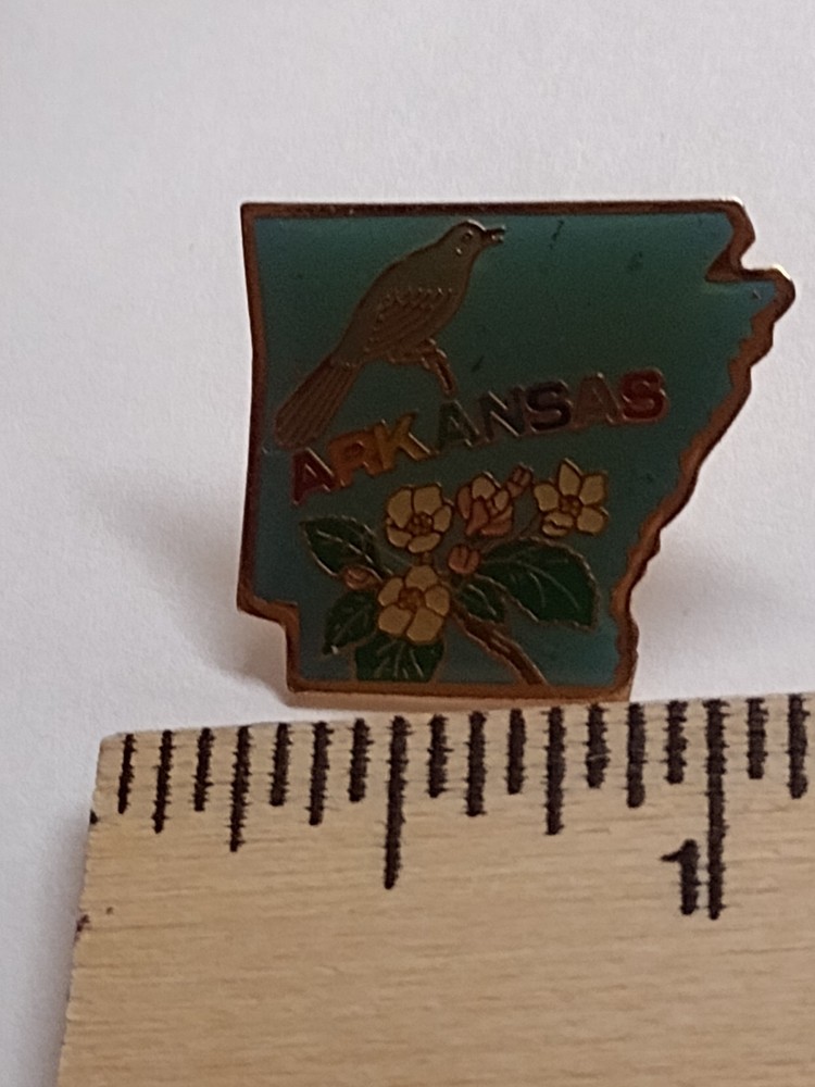 Arkansas State Souvenir Lapel Pin