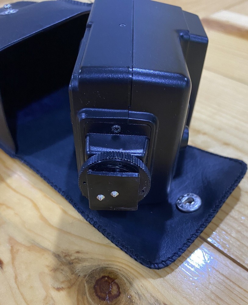 Konica Minolta Auto 200X Flash with Protective Case