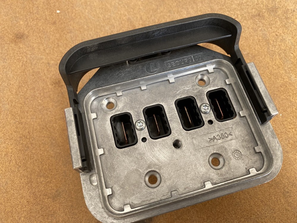 Fisker Karma Battery Connector