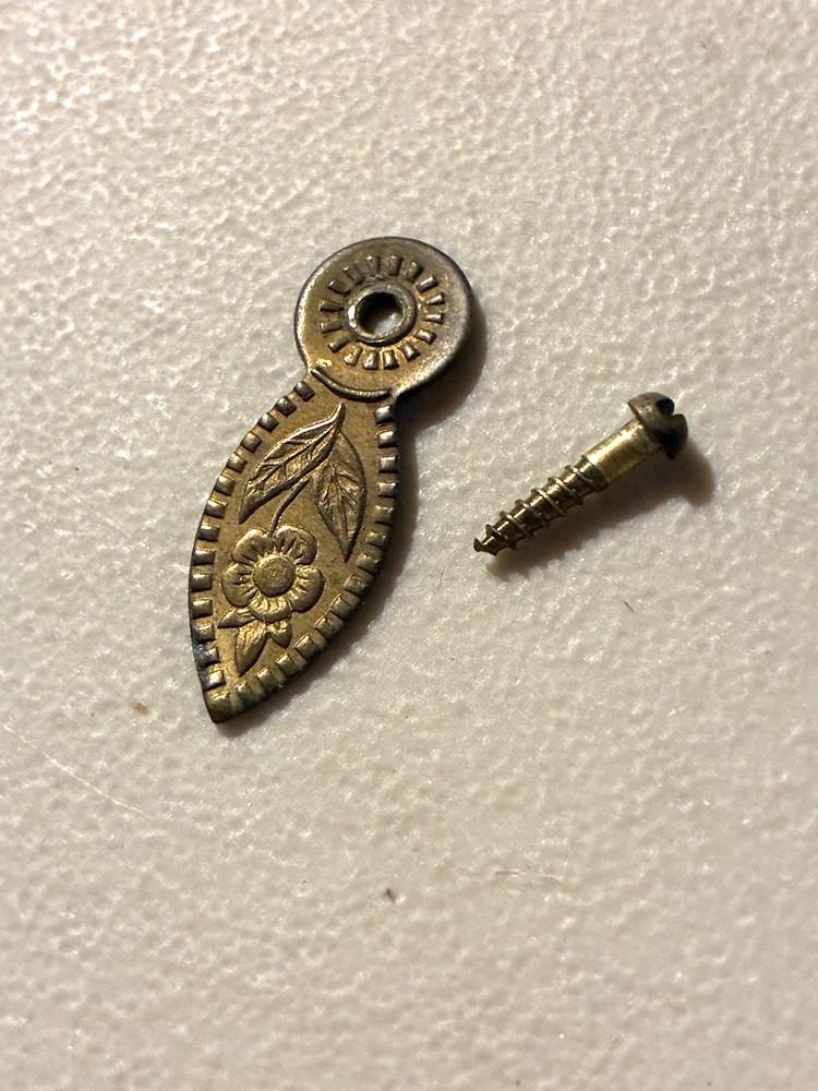 VICTORIAN WRITING SLOPE 1” FLAP CATCH with Screw