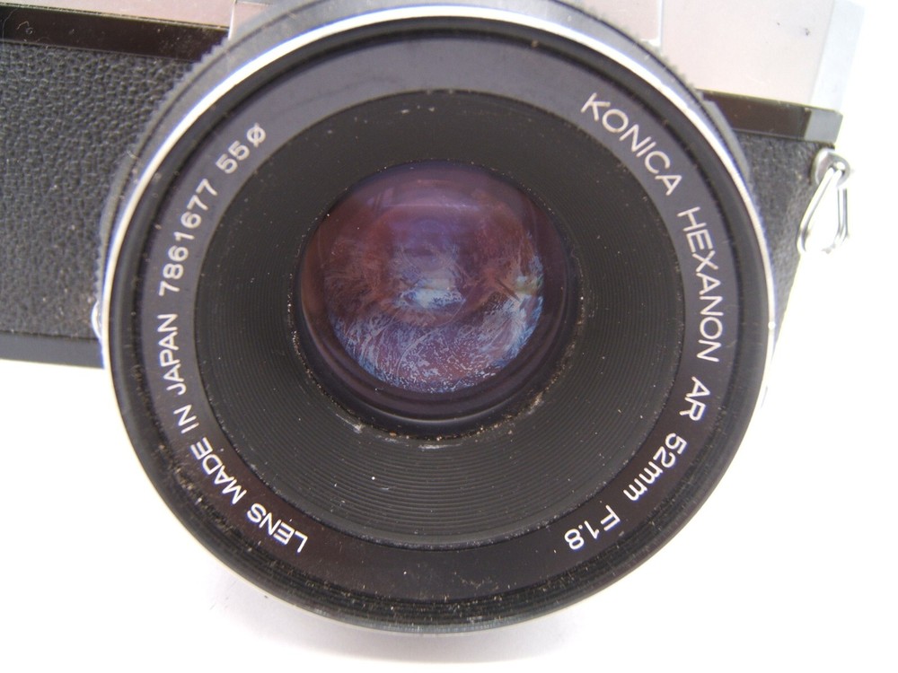 KONICA AUTOREFLEX MODEL T FILM CAMERA