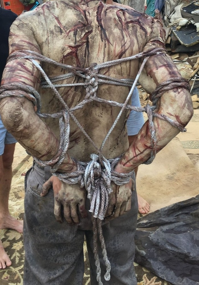 Screen Used "WALKING DEAD" Winslow 2.0 Binding Rope