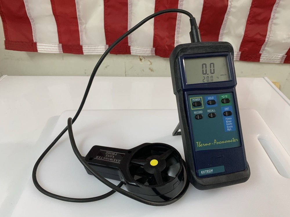 Extech Thermo-anemometer With Protective Case And Vane Probe