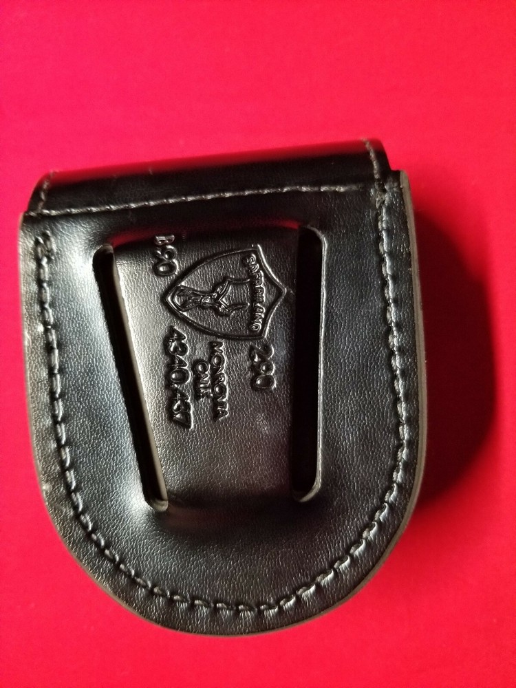 Safariland Double Cuff Case For Thin - Handcuff Case. 290/B90