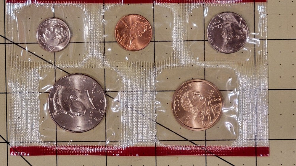2006-D Uncirculated 5 Coin Mint Set Plus 5 First Issue State Quarters
