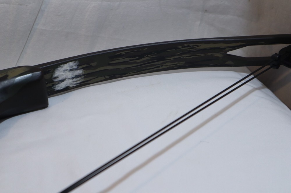 ROBIN HOOD PHOENIX COMPOUND BOW (CAMOFLAGE) ***