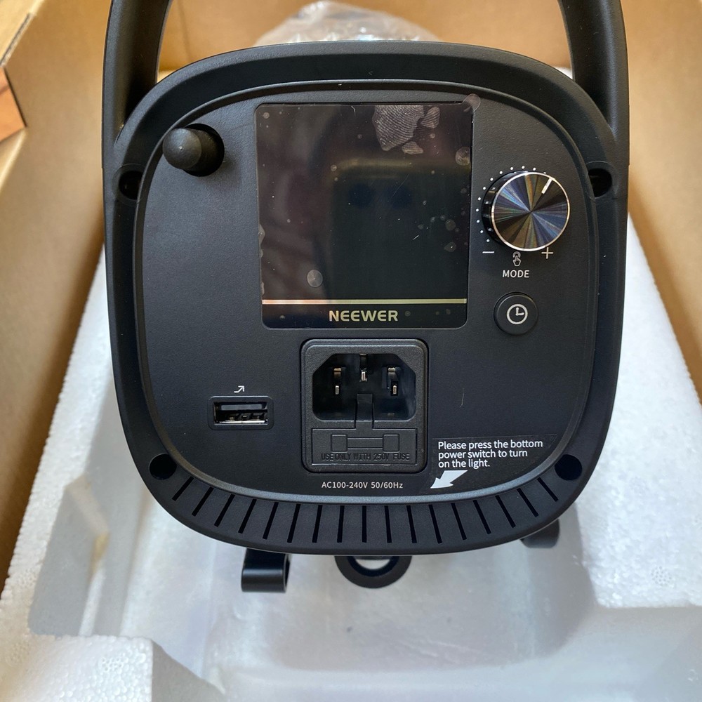 NEEWER CB60 LED Video Light