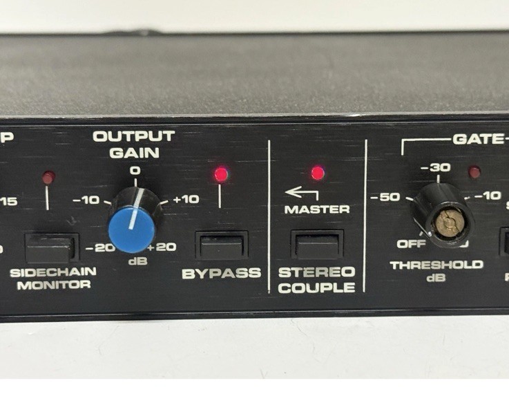 DBX 166 2-Channel Analog Audio Dynamics Processor with Compressor / Limiter