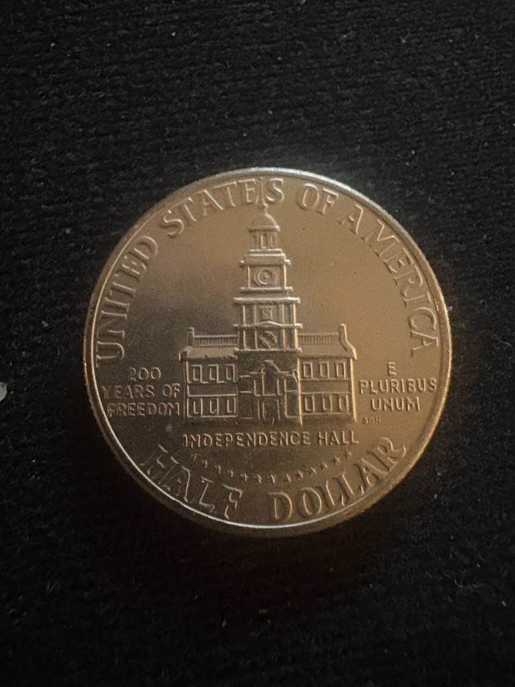 1976D Bicentennial Kennedy Half Dollar Error - Filled "D"