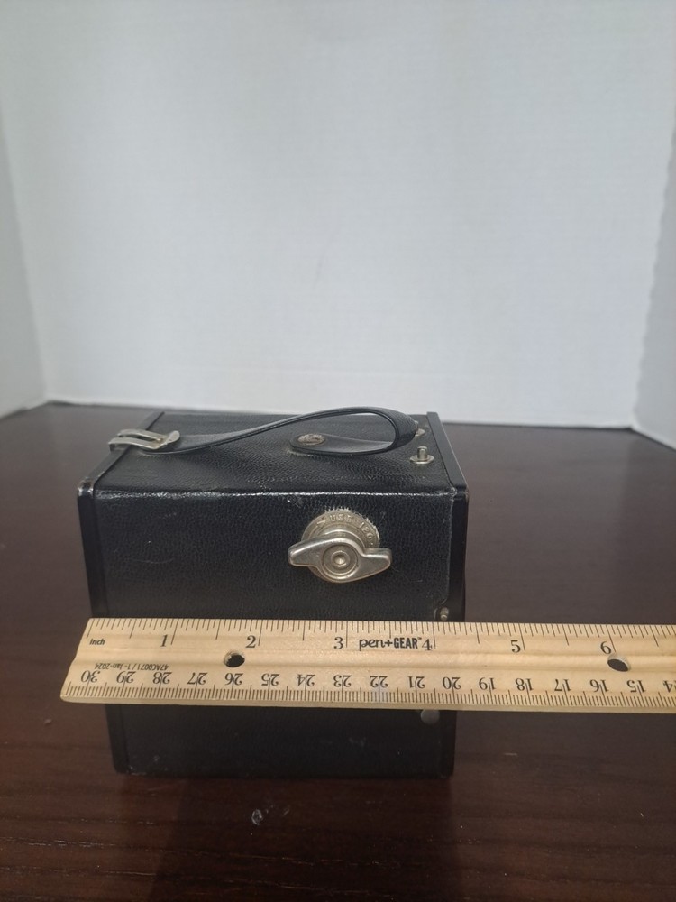 Vintage Ansco Shur Flash Box Camera UNTESTED