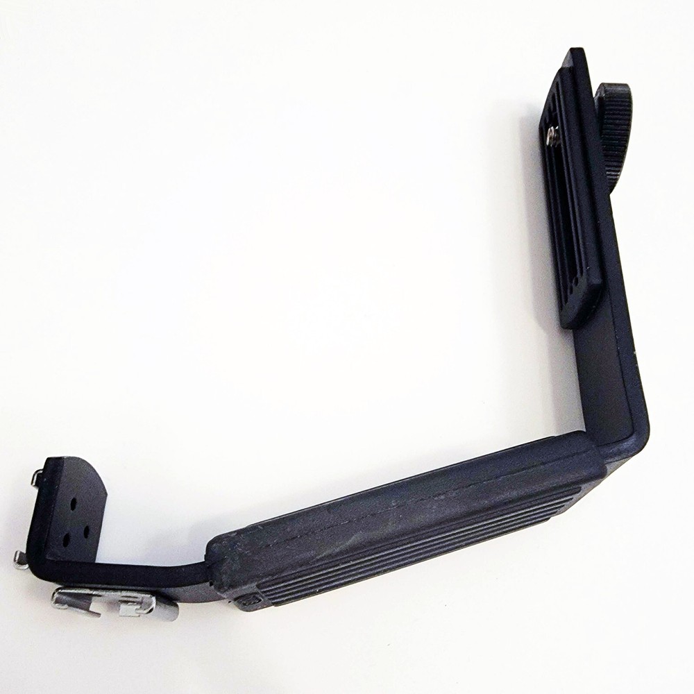 Heavy Duty L-Bracket with 2 Standard Flash Shoe Mounts