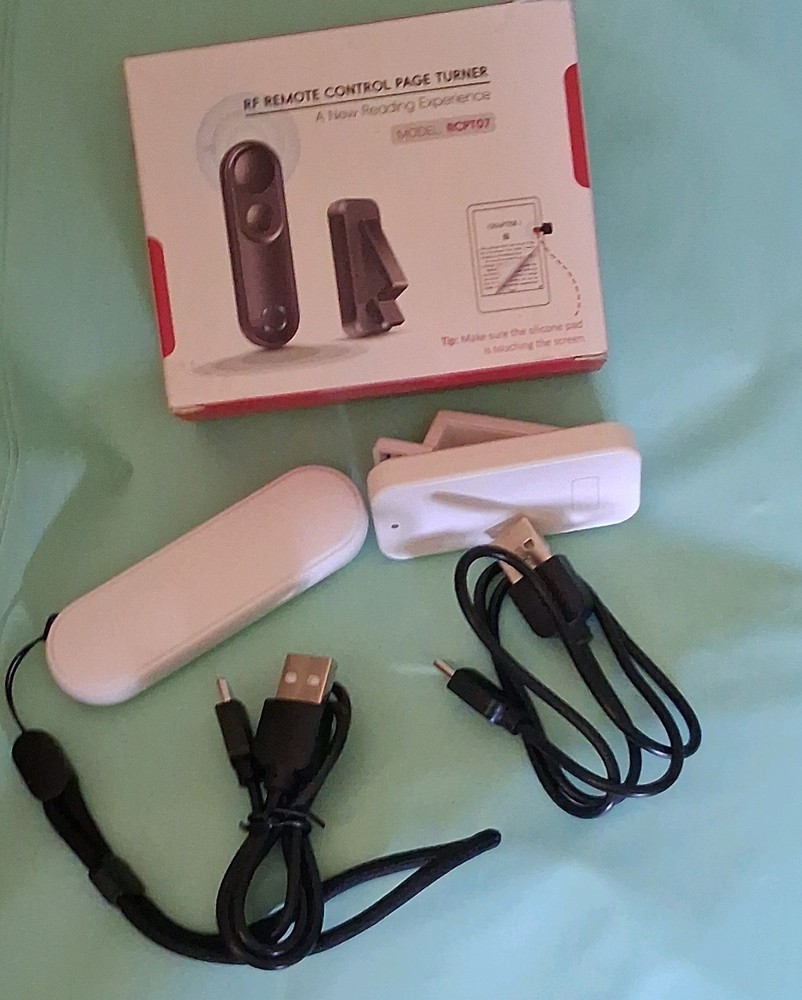 RF Remote Control Page Turner RCPT07 Universal White for Tablets & eReaders