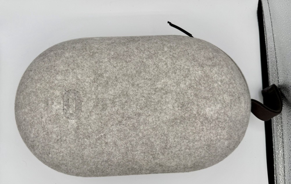 Oculus Quest 2 Carrying Case ONLY Light Grey Felt