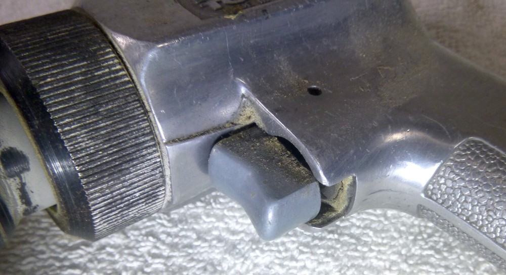 Mac Tools Pistol Grip Air Sander AS515A