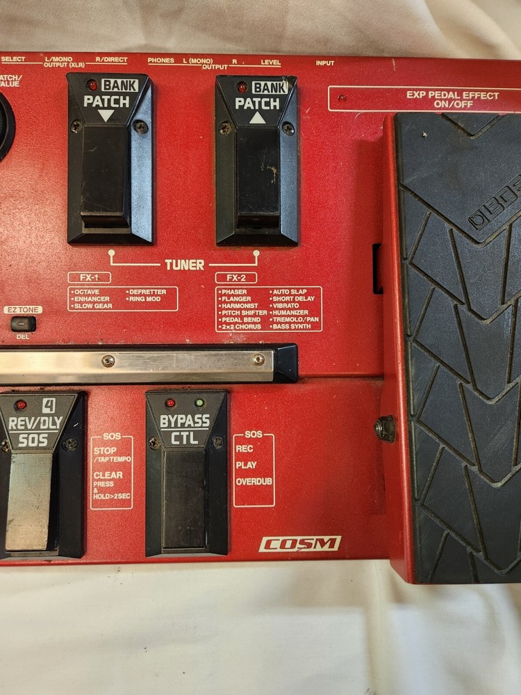 Red BOSS Bass Effects Processor GT-6B Guitar Multi-Effects Processor