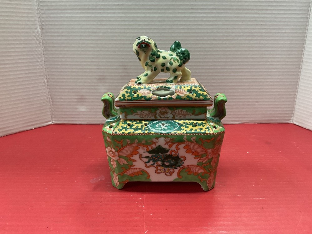 censer foo dog lid included