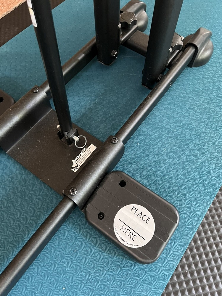 The DB Method Squat Workout/Exercise Machine