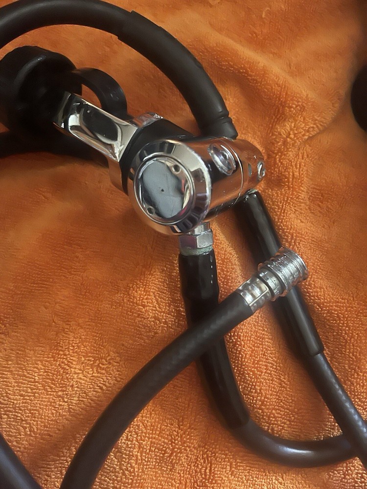 OCEANIC,, Regulators, Compass, Hoses ,BEST OFFER,