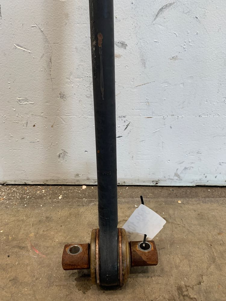 International Torque Rod (339-10324)