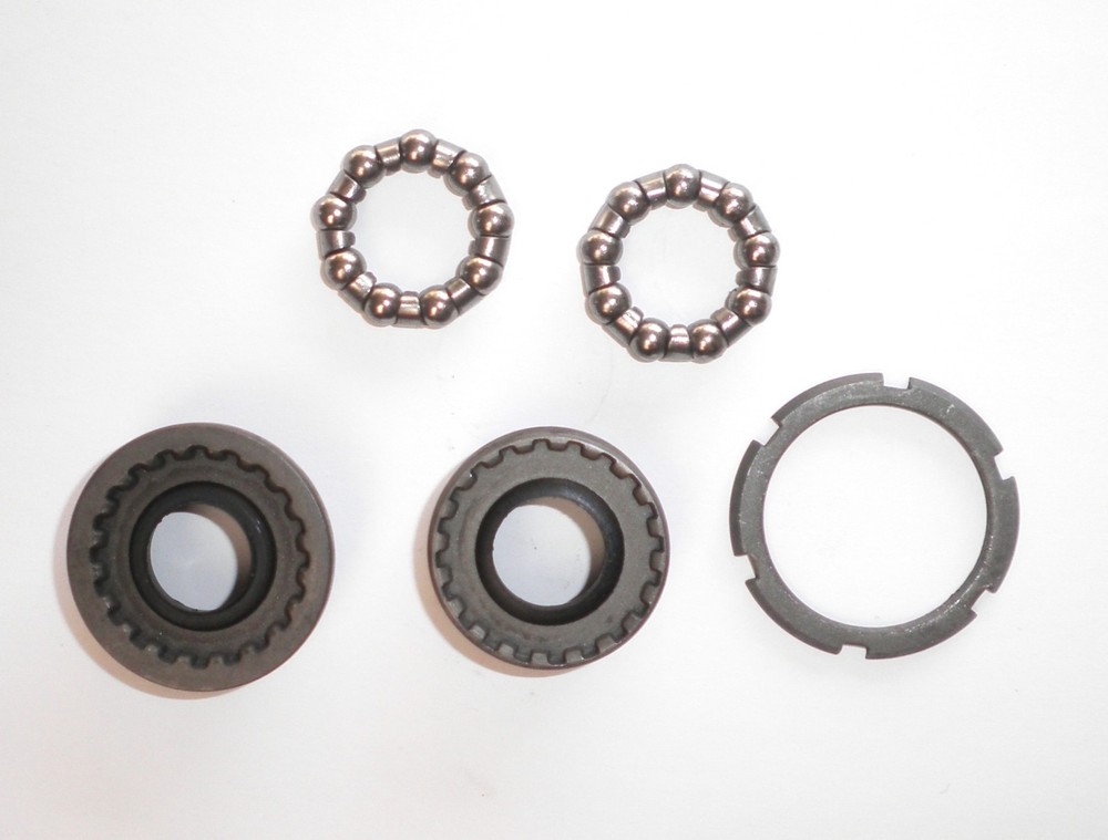 1 1/8" BOTTOM BRACKET CUP SET BICYCLE PART 562-1
