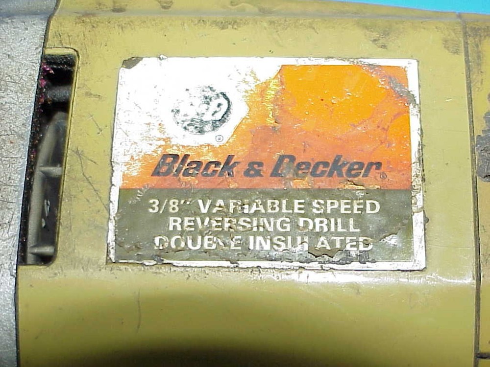 VINTAGE BLACK & DECKER TOOLS 3/8" Variable Speed Reversing Drill