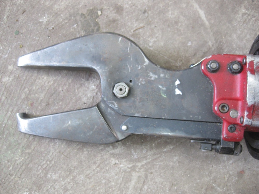 Chicago Pneumatic CP-0351 Compression Riveter