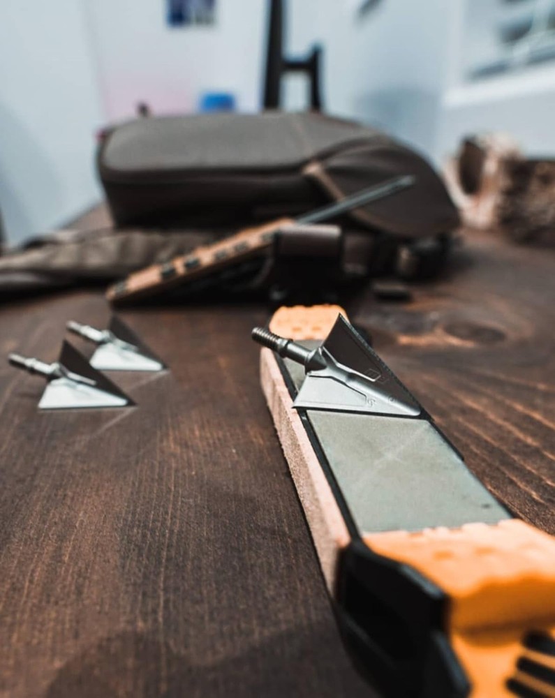 G5 Montec M3 Solid Fixed 3-Blade Broadheads | 3-Pack | 100/125 Grains | Razor...