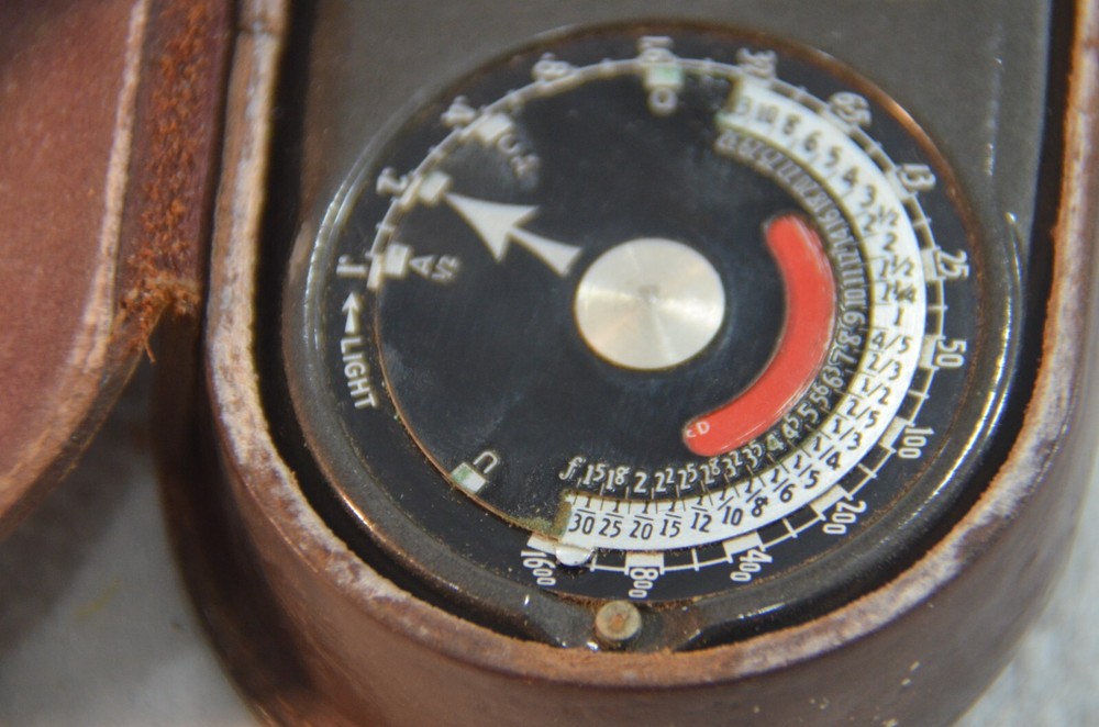 Weston Master II Universal Exposure Meter with Case Model 735