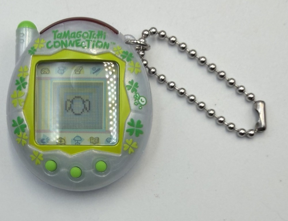 Tamagotchi Connection Clover Rame Glitter BANDAI