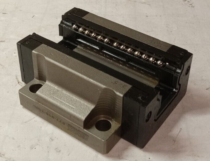 NEW NOOK INDUSTRIES NH30EBT0C5 LINEAR GUIDEWAY RUNNER BLOCK