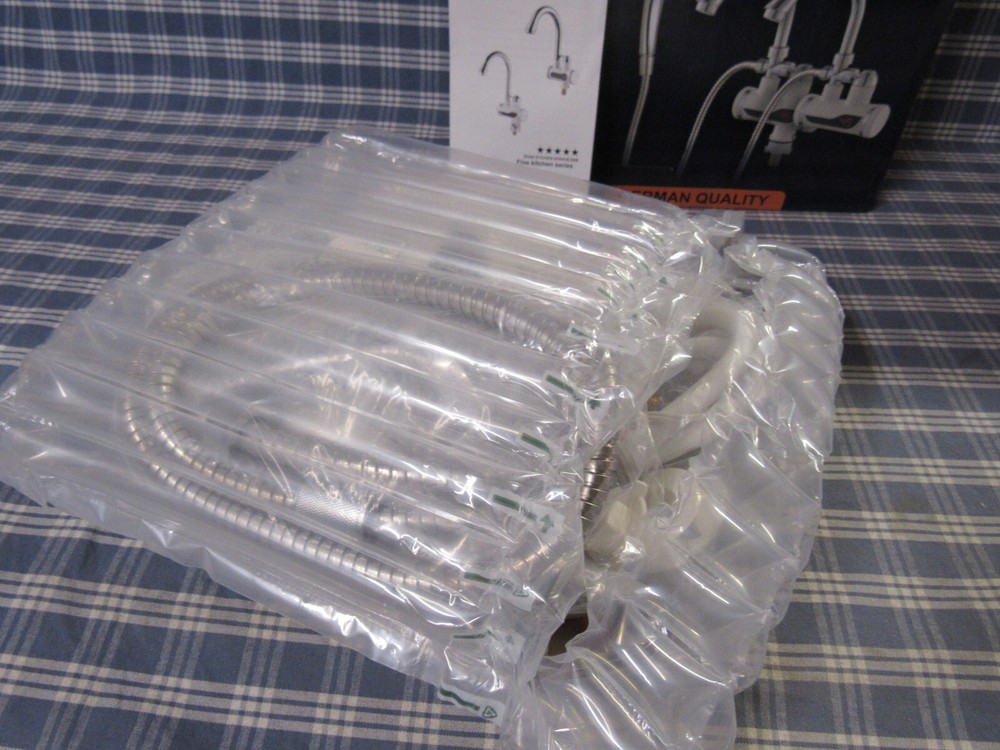 WEZER Electric Water Heater Faucet Instant Hot Water (New Open Box) FREE SHIPPIN