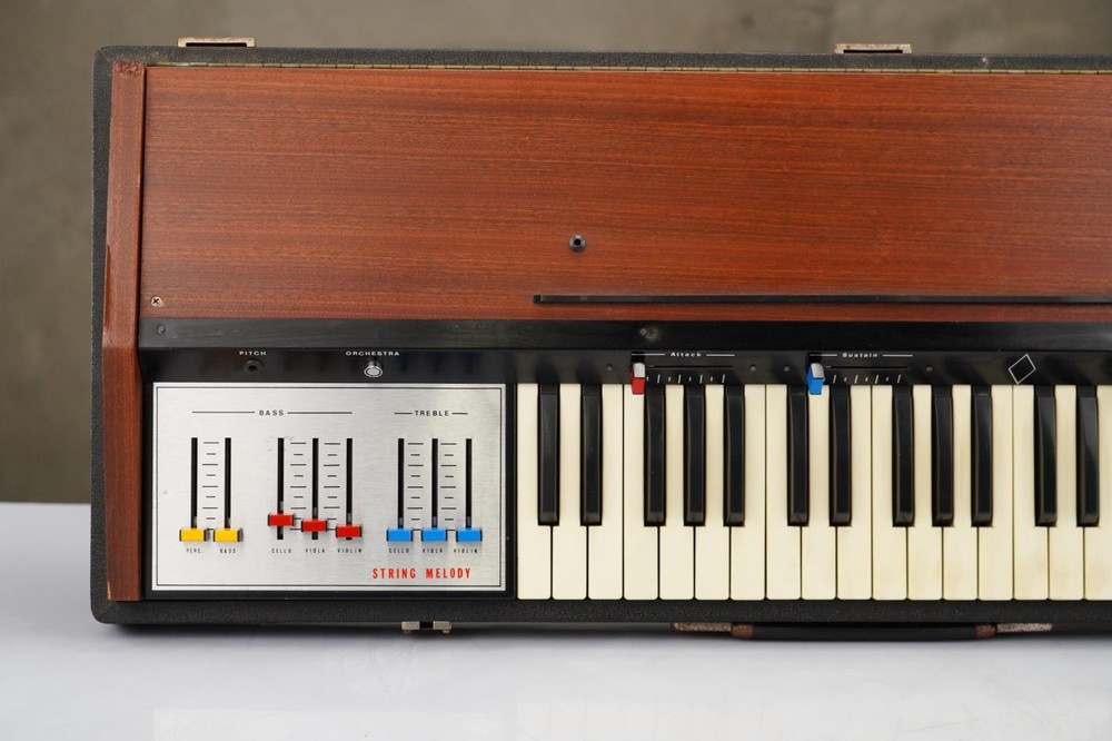 Logan String Melody Synthesizer #57571